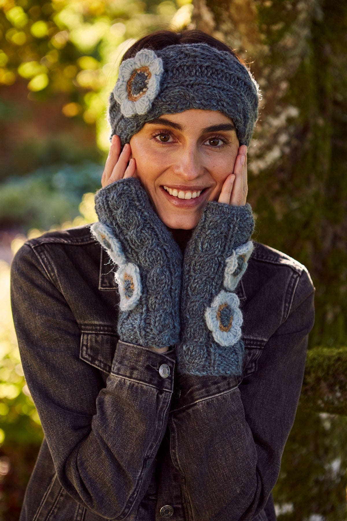 Pachamama Sorrento Flower Headband, 100% Wool Outer, Hand Made , Lined, Teal