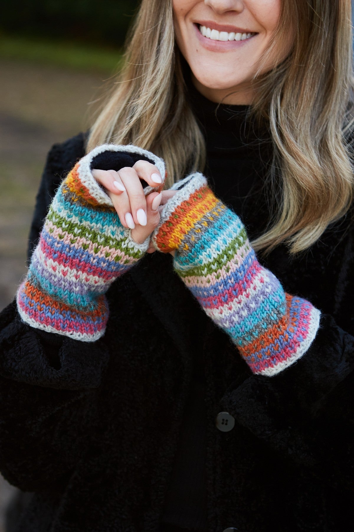 Pachamama Villarica Handwarmer, Hand Knitted, Lined, Wool, Multicoloured