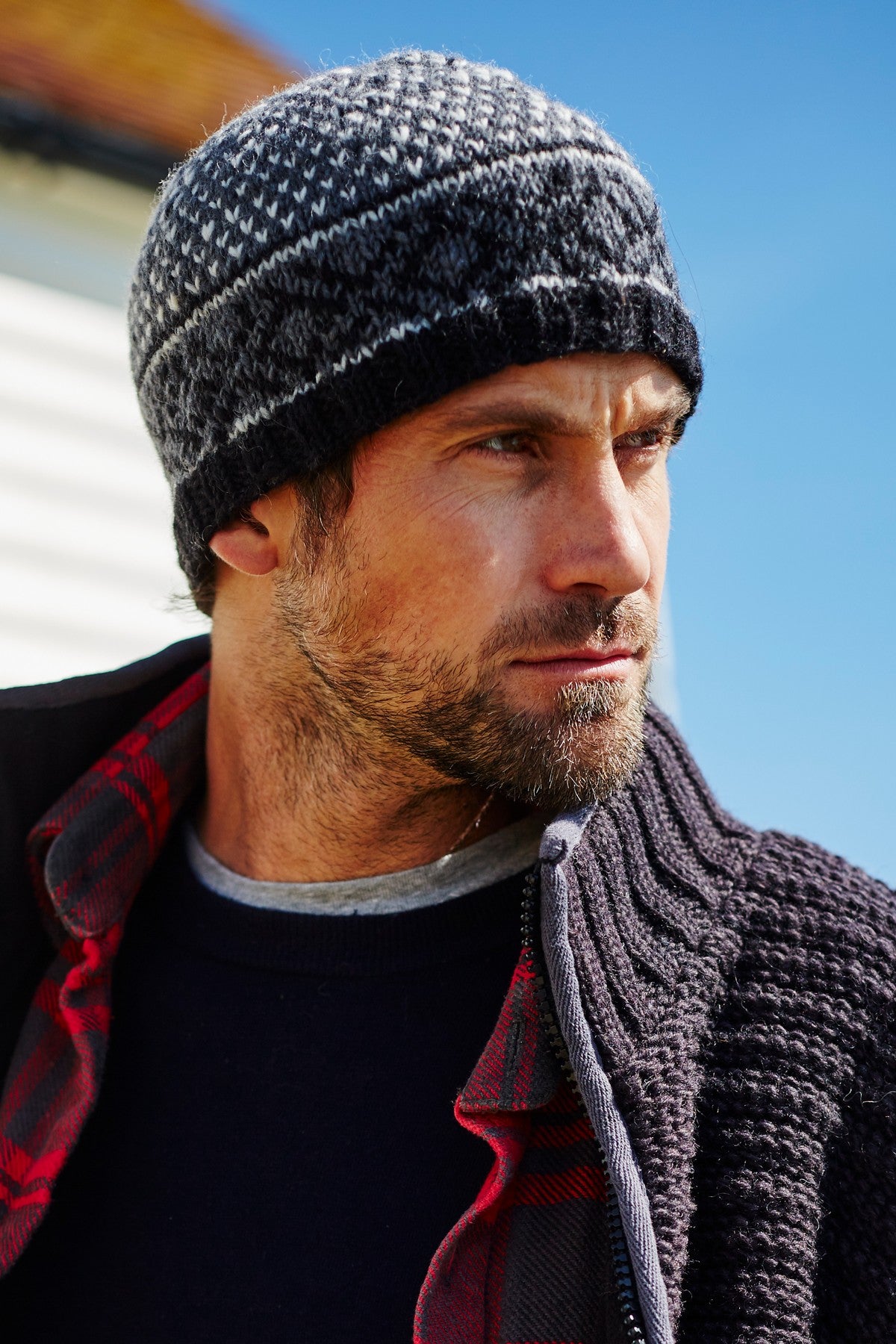 Pachamama Mens Tromso Beanie, Hand Knitted, Fleece Lined Forehead, Wool Outer, Charcoal