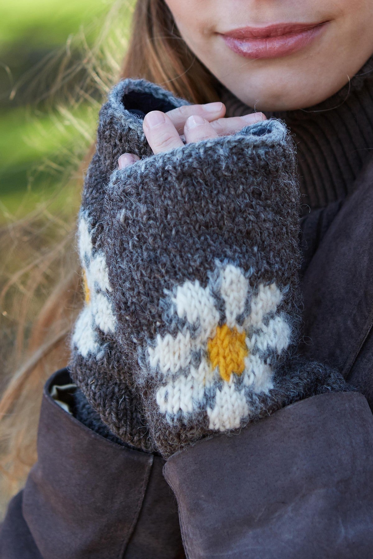 Pachamama Daisy Handwarmer, Bark, Hand Knitted, Sherpa Fleece Lined, Wool